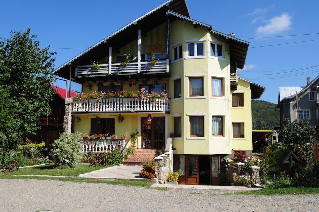 Pensiunea Orhideea Gura Humorului Exterior photo